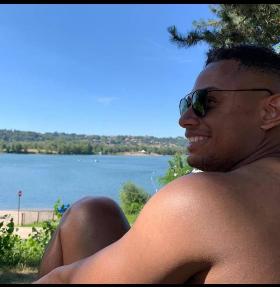 Mody - Annonces gay à Avenches Profil de Mody, 35 ans, Annonces gay à Avenches (Fribourg)