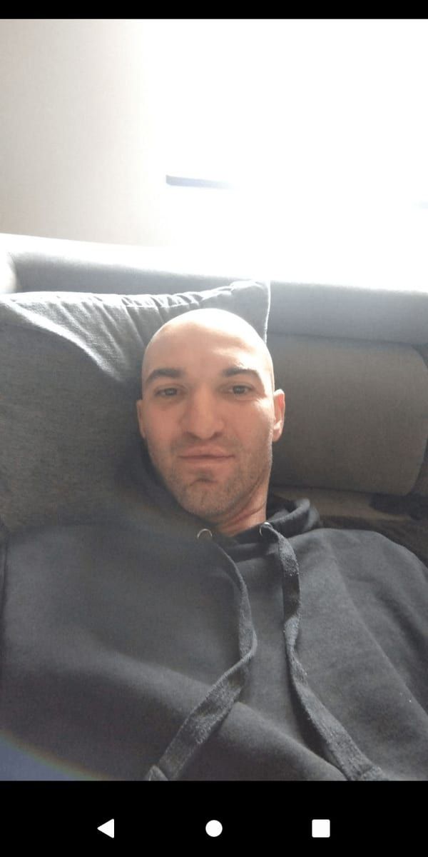 Profil de Jawhar, 23 ans, Annonces gay à Vuadens (Fribourg)