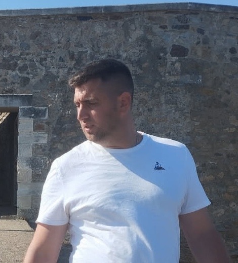 Manasse - Annonces gay à Avry-devant-Pont Profil de Manasse, 39 ans, Annonces gay à Avry-devant-Pont (Fribourg)
