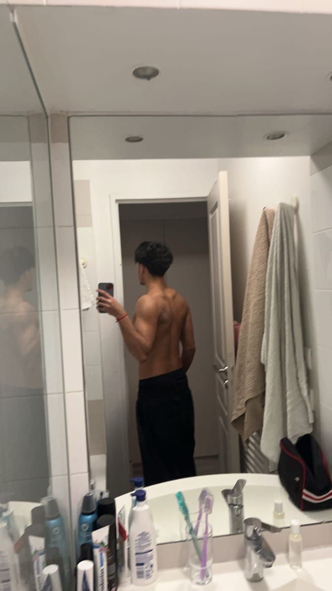 Profil de Ramsès, 24 ans, Annonces gay à Nuvilly (Fribourg)