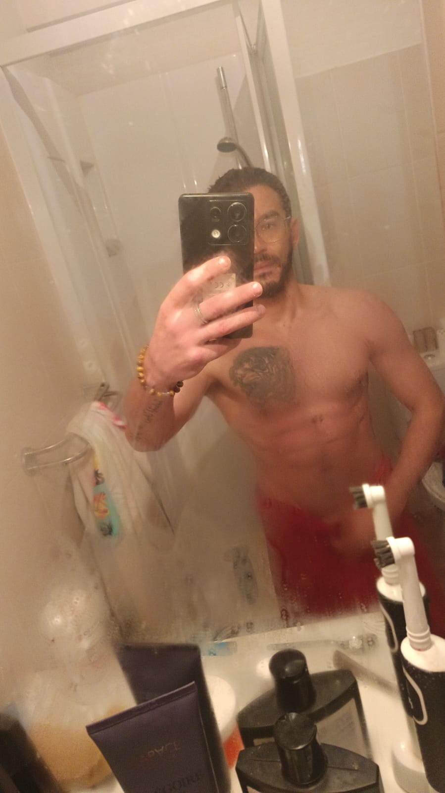 Abdelwahab - Annonces gay à Mannens Profil de Abdelwahab, 37 ans, Annonces gay à Mannens (Fribourg)