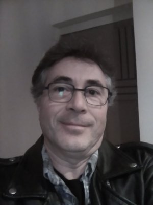 Florindo - Annonces gay à Bösingen Profil de Florindo, 40 ans, Annonces gay à Bösingen (Fribourg)