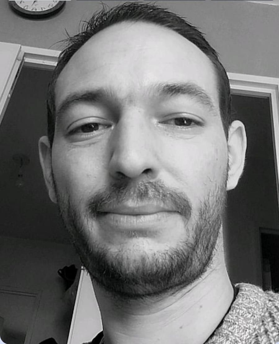 Profil de Embarek, 22 ans, Annonces gay à Romont FR (Fribourg)