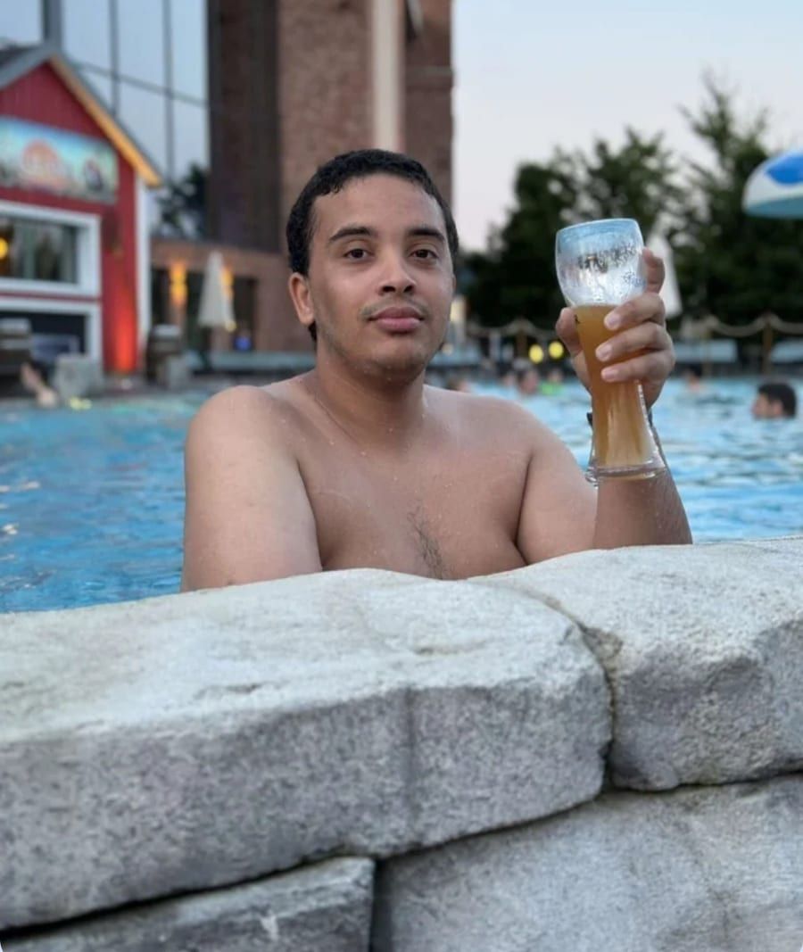 Iann - Annonces gay à Mossel Profil de Iann, 38 ans, Annonces gay à Mossel (Fribourg)