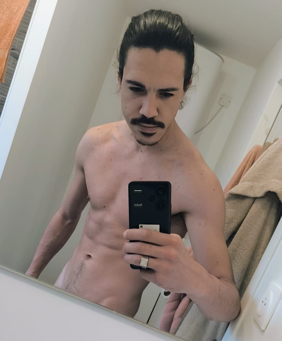 Profil de Elhadji, 37 ans, Annonces gay à Ependes FR (Fribourg)
