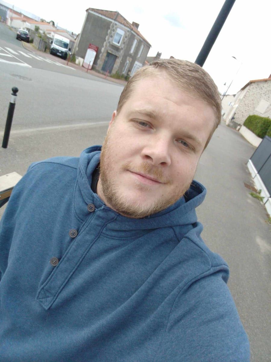 Profil de Ibra, 44 ans, Annonces gay à St-Aubin FR (Fribourg)
