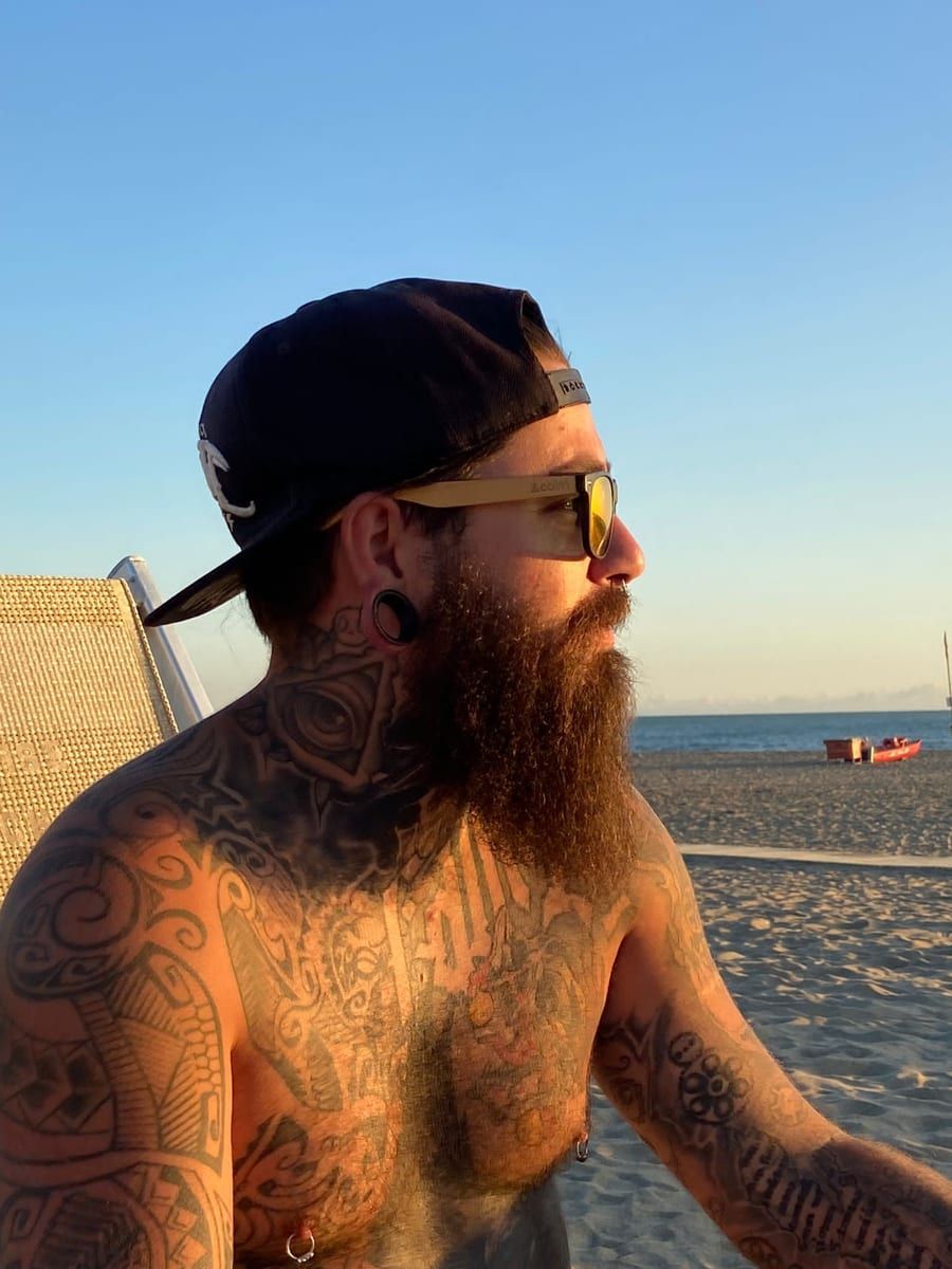Profil de Normann, 30 ans, Annonces gay à Autavaux (Fribourg)