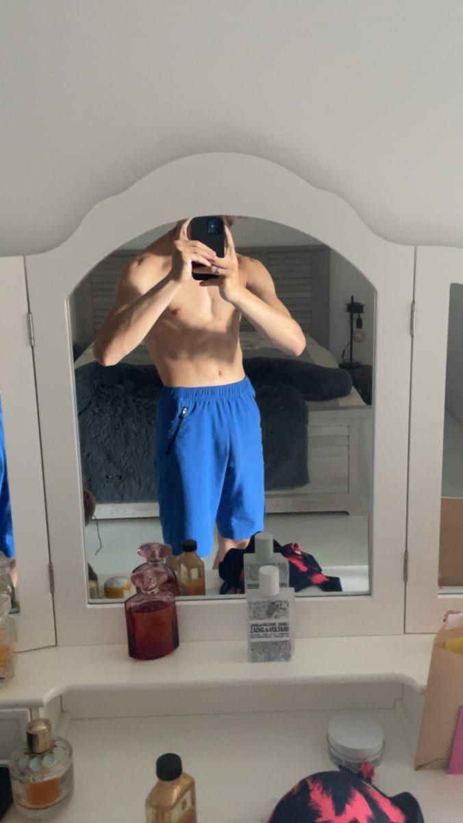 Yaakov - Annonces gay à Matran Profil de Yaakov, 34 ans, Annonces gay à Matran (Fribourg)