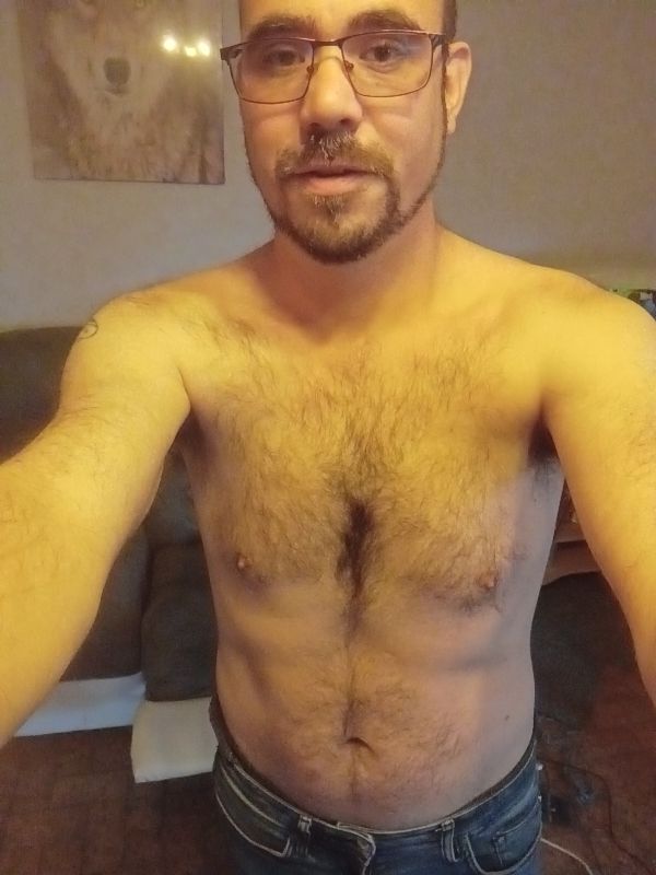 Profil de Maamar, 41 ans, Annonces gay à Praratoud (Fribourg)