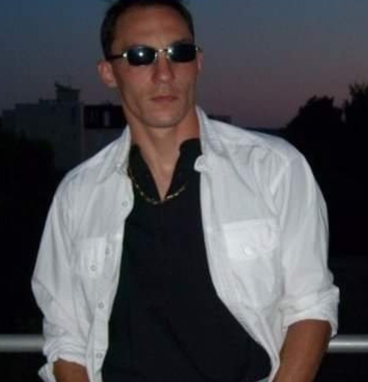 Verlaine - Annonces gay à Chandon Profil de Verlaine, 24 ans, Annonces gay à Chandon (Fribourg)