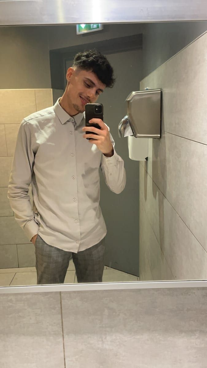 Profil de Haja, 22 ans, Annonces gay à Progens (Fribourg)