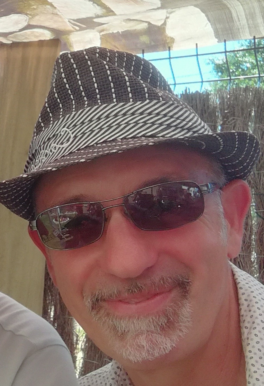 Estephe - Annonces gay à Matran Profil de Estephe, 40 ans, Annonces gay à Matran (Fribourg)