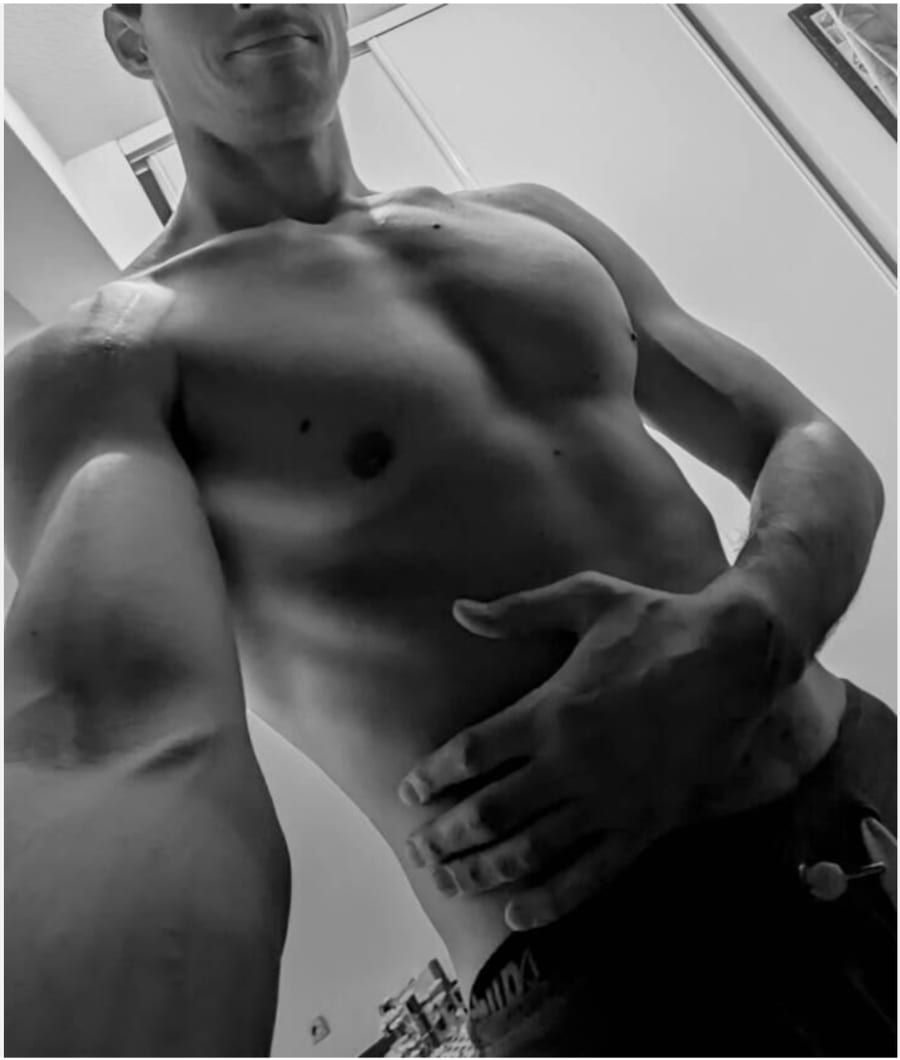 Khemis - Annonces gay à Pringy Profil de Khemis, 22 ans, Annonces gay à Pringy (Fribourg)