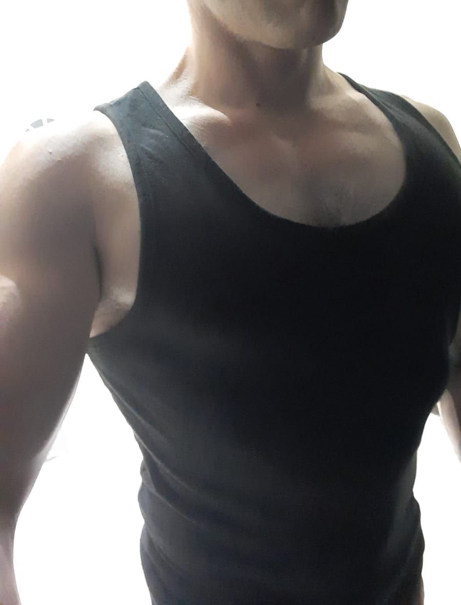 Haykal - Annonces gay à Grattavache Profil de Haykal, 39 ans, Annonces gay à Grattavache (Fribourg)