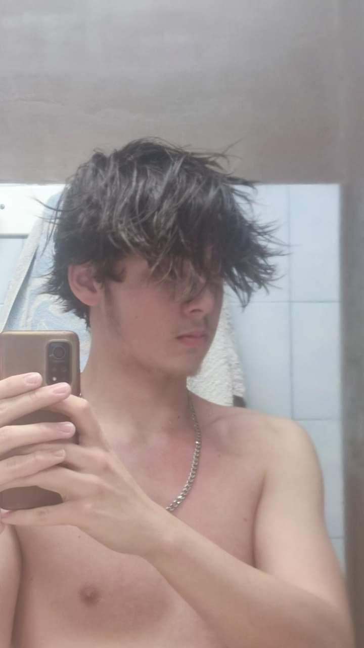 Binjamin - Annonces gay à Courlevon Profil de Binjamin, 37 ans, Annonces gay à Courlevon (Fribourg)