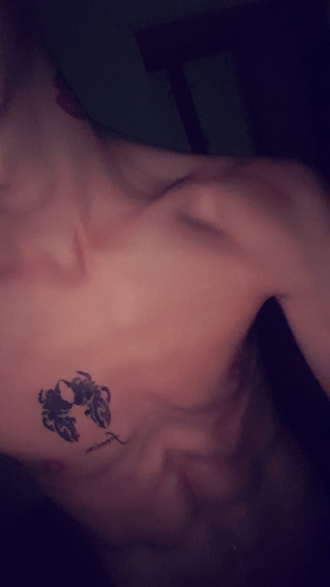 Hetan - Annonces gay à Broc Profil de Hetan, 29 ans, Annonces gay à Broc (Fribourg)