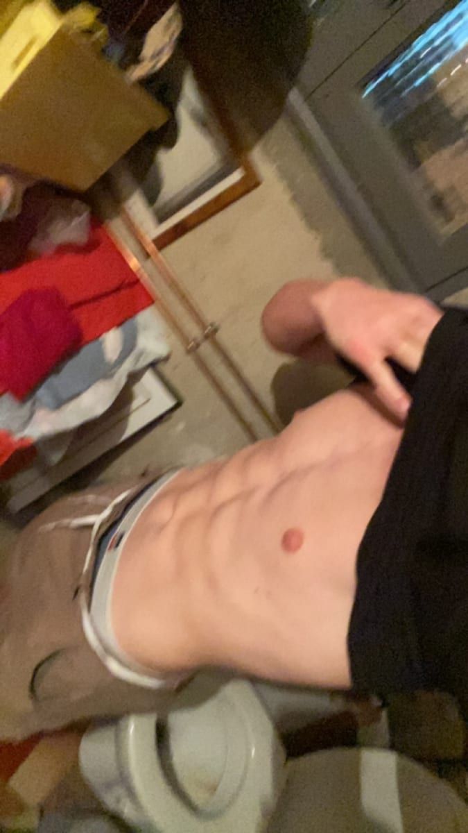 Profil de Telly, 39 ans, Annonces gay à Aumont (Fribourg)