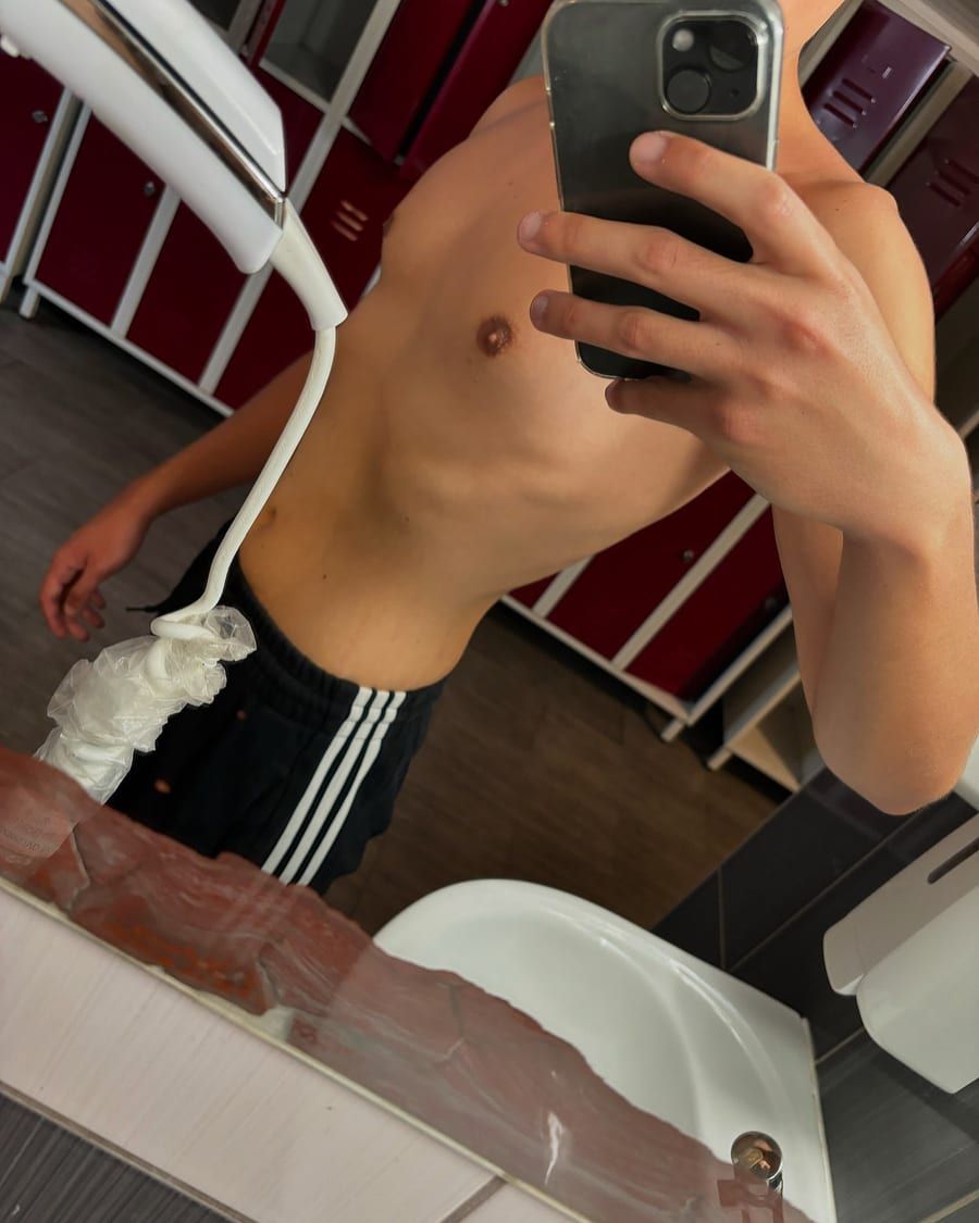 Oran - Annonces gay à Châtel-St-Denis Profil de Oran, 36 ans, Annonces gay à Châtel-St-Denis (Fribourg)