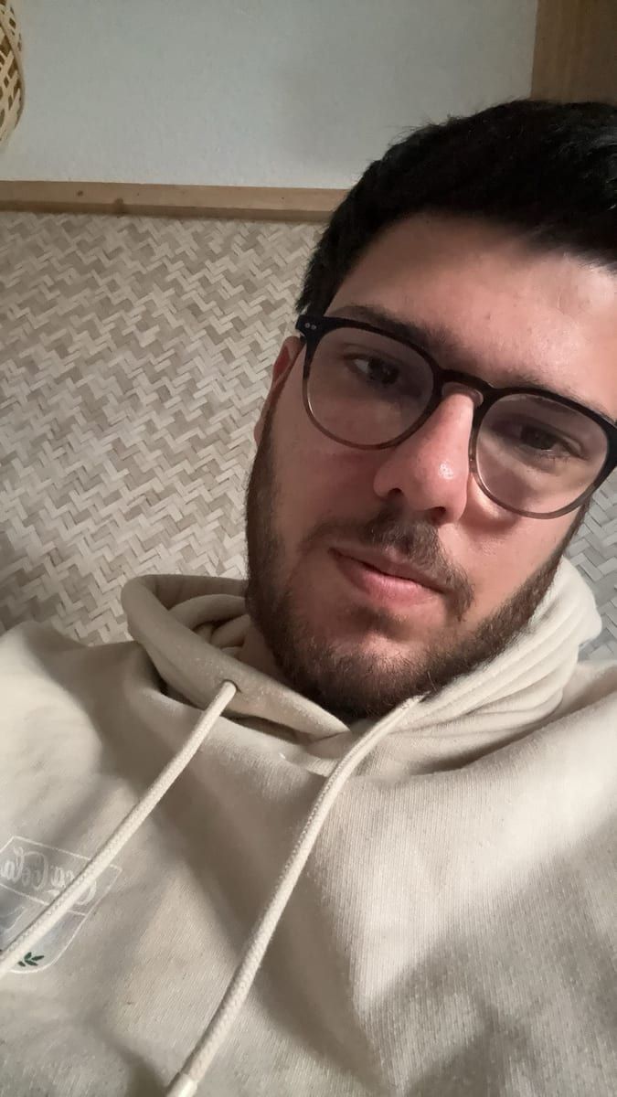 Profil de Nyl, 23 ans, Annonces gay à Posat (Fribourg)