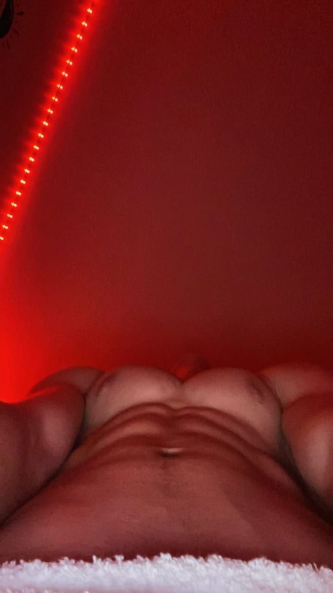 Profil de Elhad, 36 ans, Annonces gay à Praz (Vully) (Fribourg)