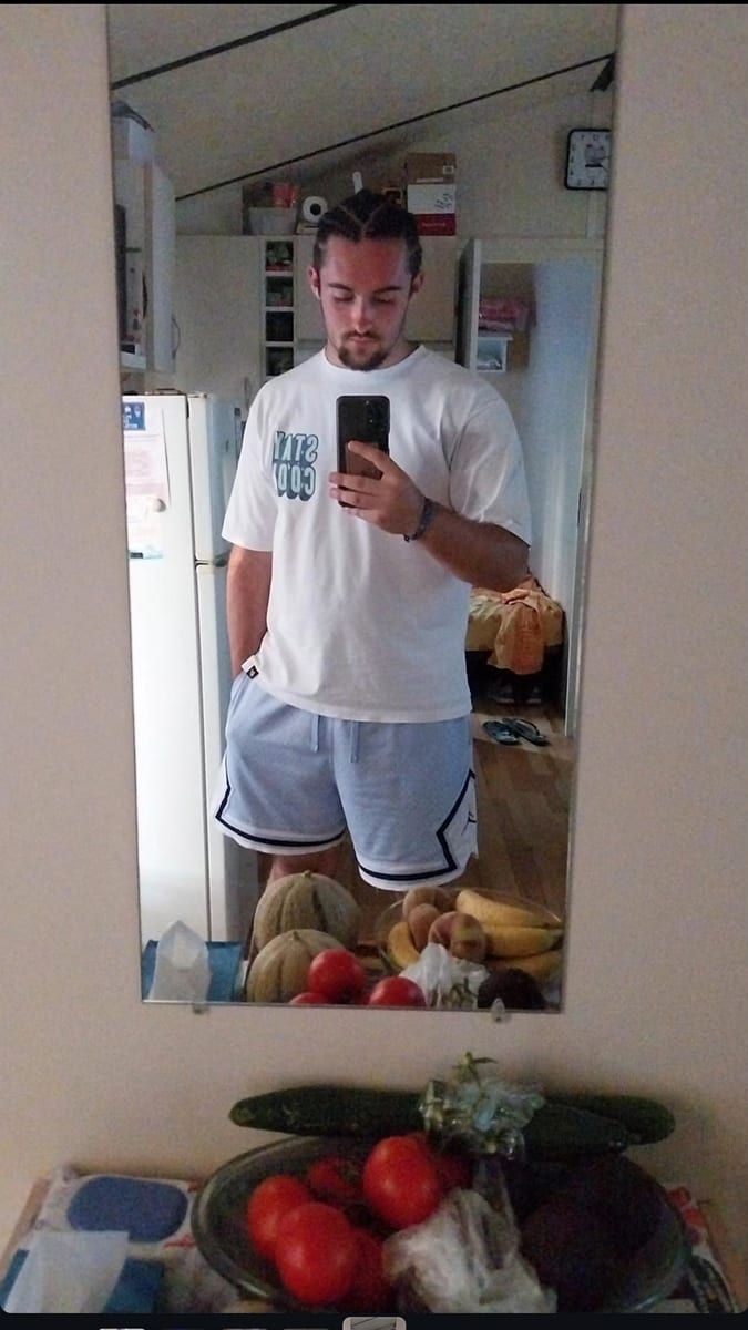 Profil de Ghjuvanni, 25 ans, Annonces gay à Font (Fribourg)