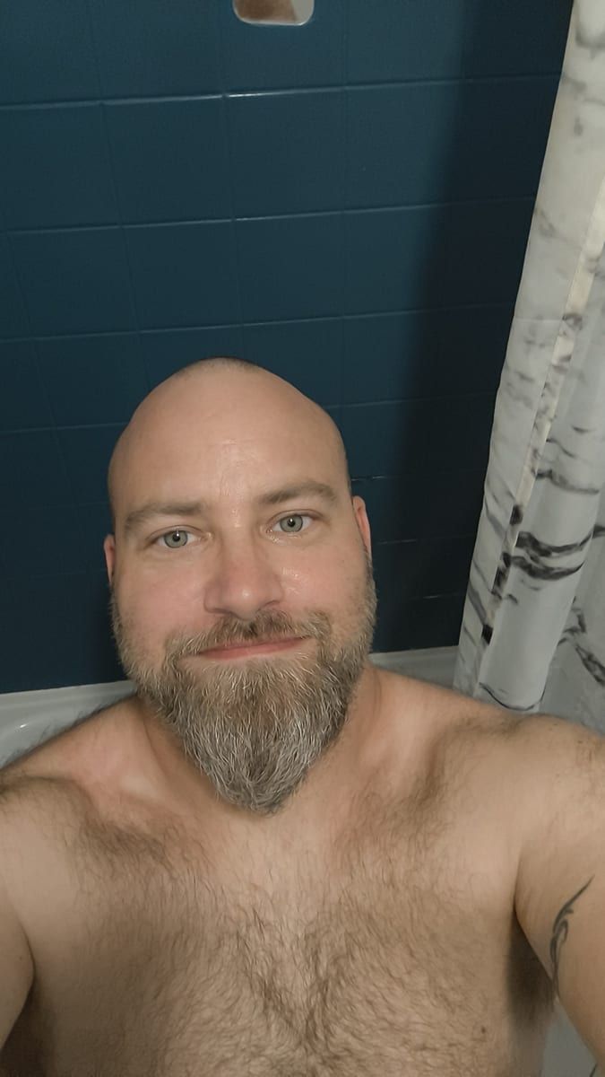 Profil de Miecryslaw, 41 ans, Annonces gay à Ecuvillens (Fribourg)