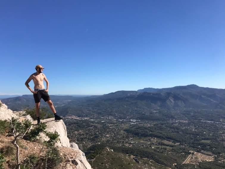 Erman - Annonces gay à Fétigny Profil de Erman, 25 ans, Annonces gay à Fétigny (Fribourg)