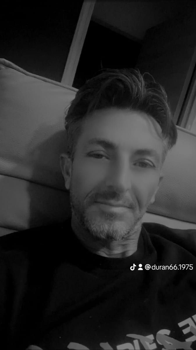 Jacques - Annonces gay à Lessoc Profil de Jacques, 40 ans, Annonces gay à Lessoc (Fribourg)