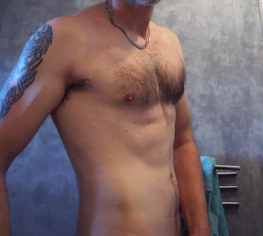 Adams - Annonces gay à Dompierre FR Profil de Adams, 30 ans, Annonces gay à Dompierre FR (Fribourg)