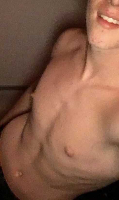 Jeevan - Annonces gay à Vuisternens-devant-Romont Profil de Jeevan, 24 ans, Annonces gay à Vuisternens-devant-Romont (Fribourg)