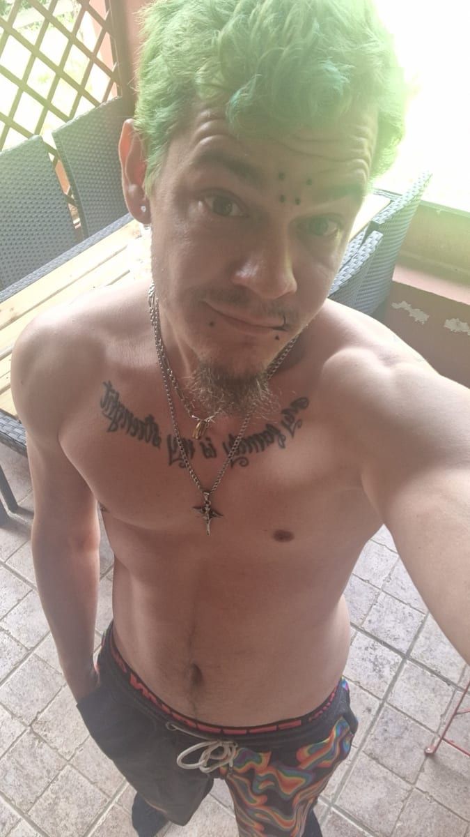 Profil de Elhadji, 38 ans, Annonces gay à Vulliens (Fribourg)