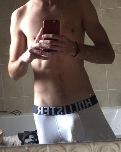 Profil de Ely, 33 ans, Annonces gay à Guschelmuth (Fribourg)