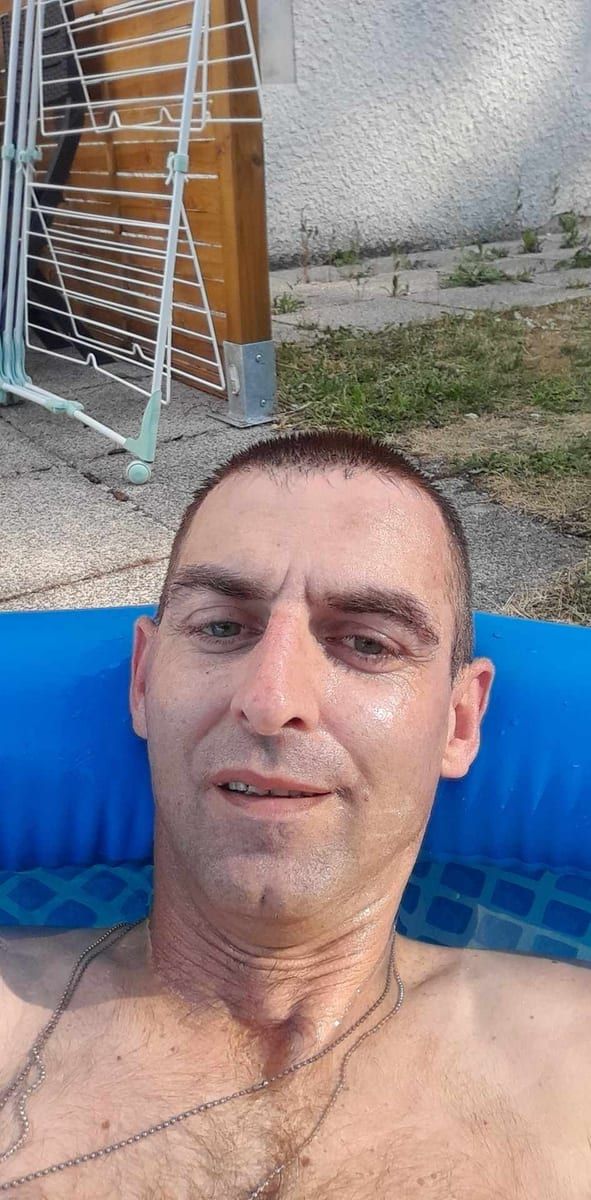 Profil de Tugdual, 41 ans, Annonces gay à Pensier (Fribourg)