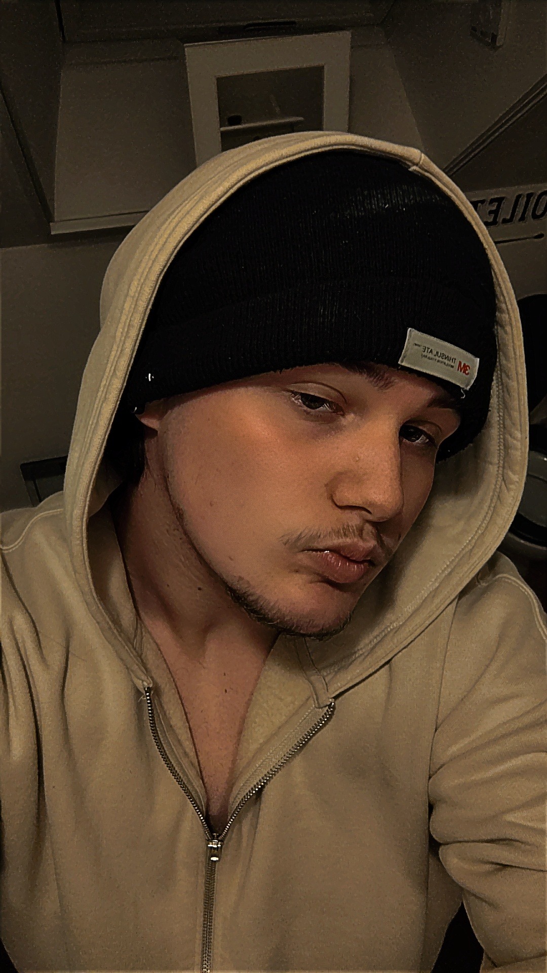 Hyppolite - Annonces gay à Sommentier Profil de Hyppolite, 40 ans, Annonces gay à Sommentier (Fribourg)