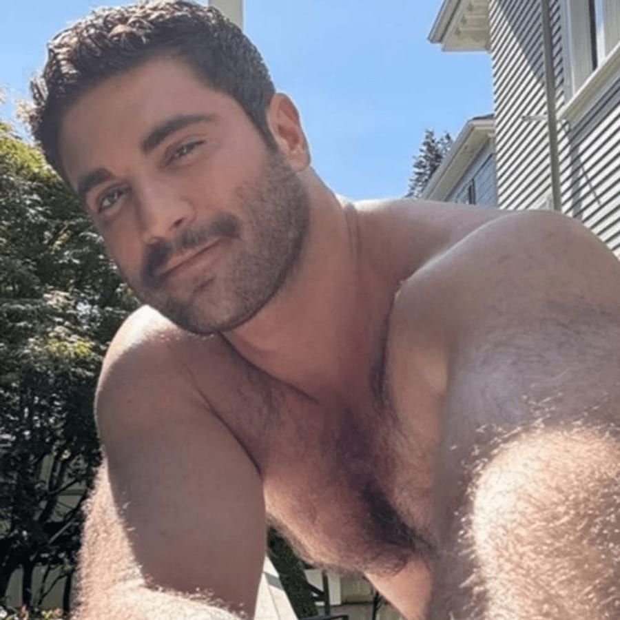Anicet - Annonces gay à Châtel-St-Denis Profil de Anicet, 37 ans, Annonces gay à Châtel-St-Denis (Fribourg)