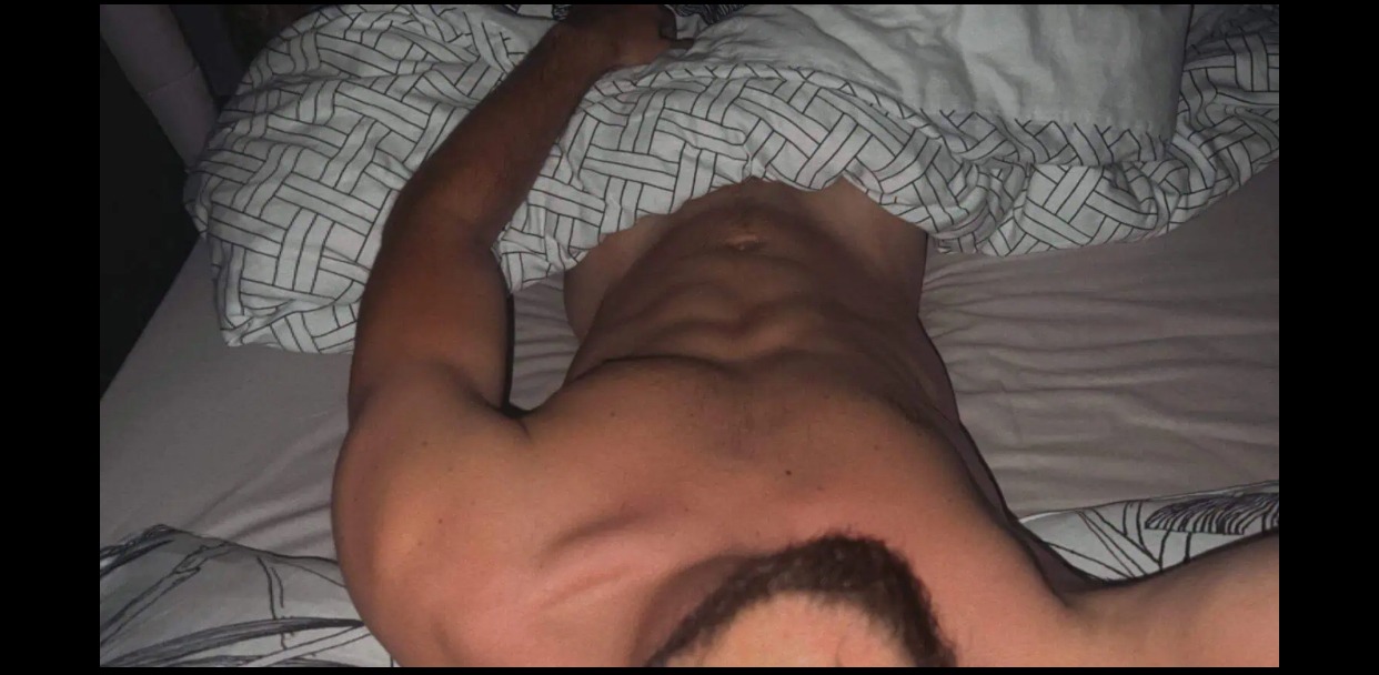 Halem - Annonces gay à Morat Profil de Halem, 30 ans, Annonces gay à Morat (Fribourg)
