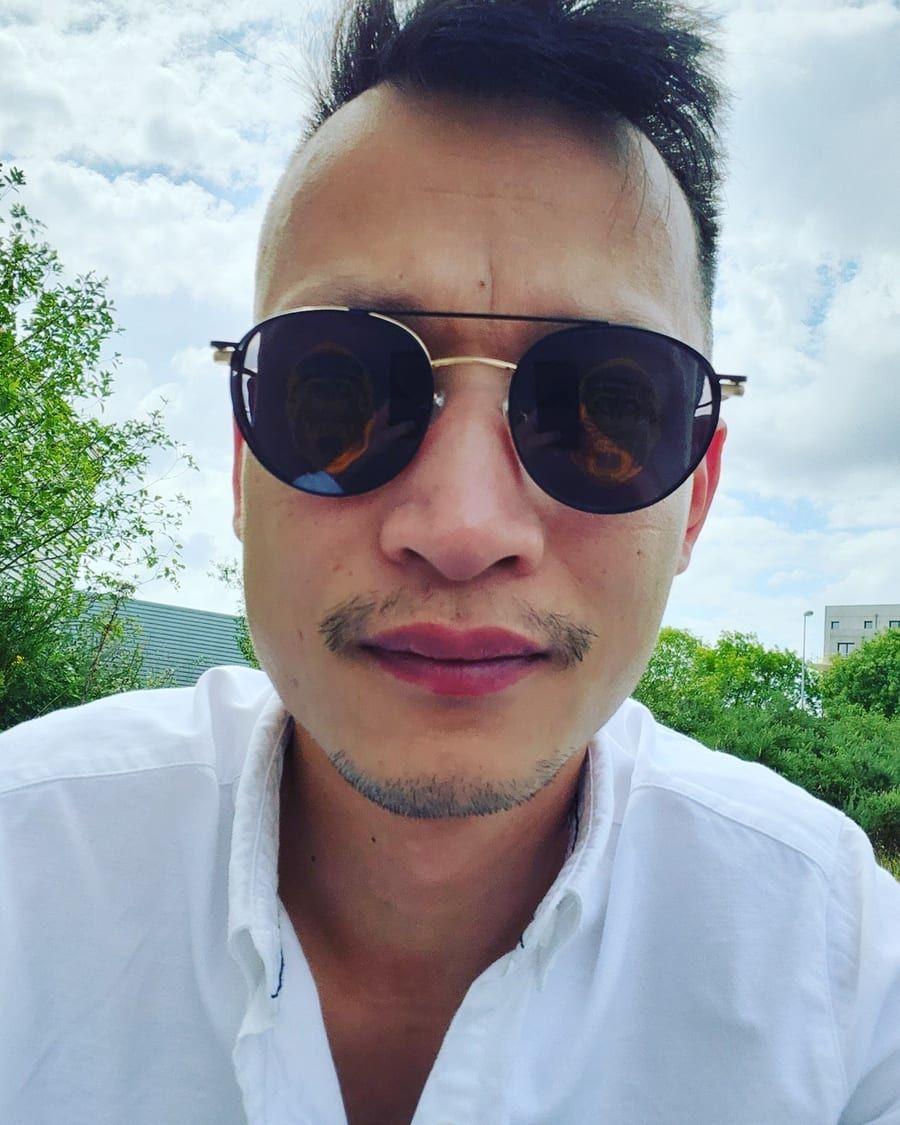 Hamani - Annonces gay à Avry-devant-Pont Profil de Hamani, 29 ans, Annonces gay à Avry-devant-Pont (Fribourg)
